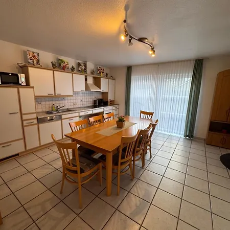 Im Gastfeld ヴェルドゥム